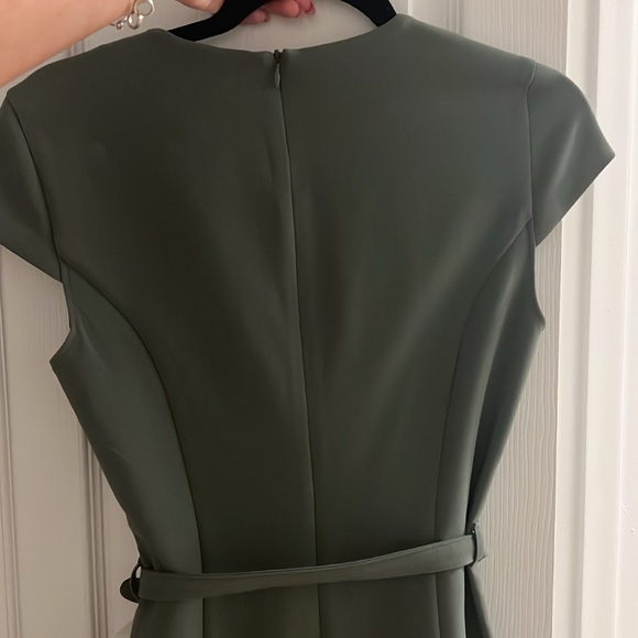 Green Belt Dress - Picture 7 of 7